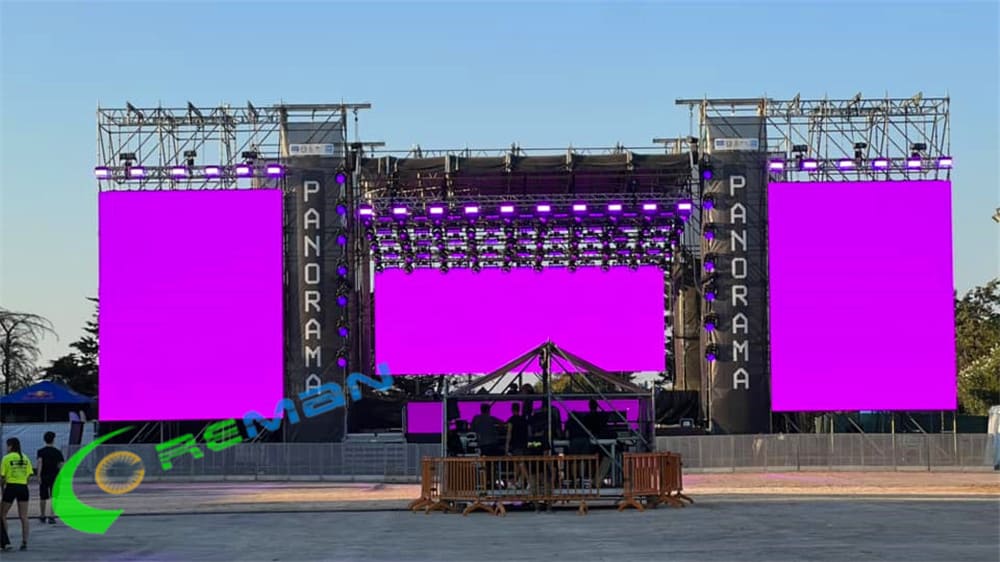 Curved Stage LED Screen Solution for Creative Event Designs