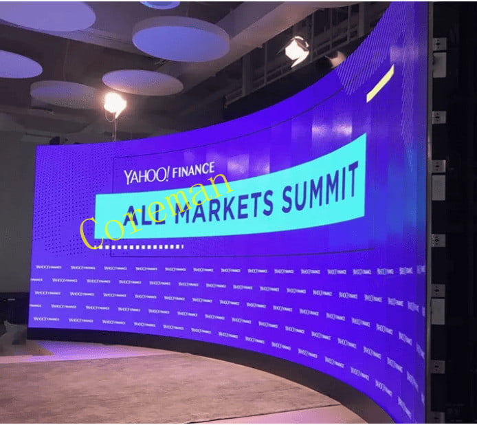 Flicker-free 3840Hz refresh rate on curved LED