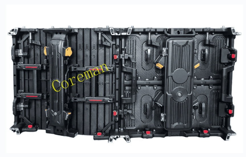 Immersive concave LED screen for digital showrooms