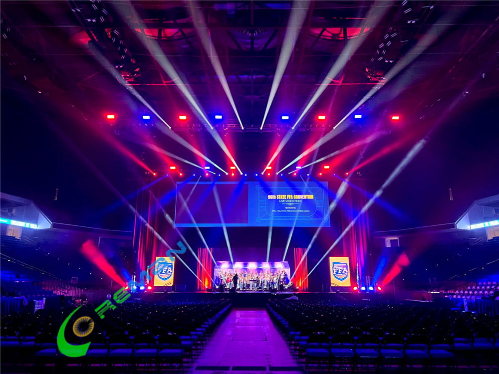 Tool-free power box service on CRP series stage LED via hard-plug connection