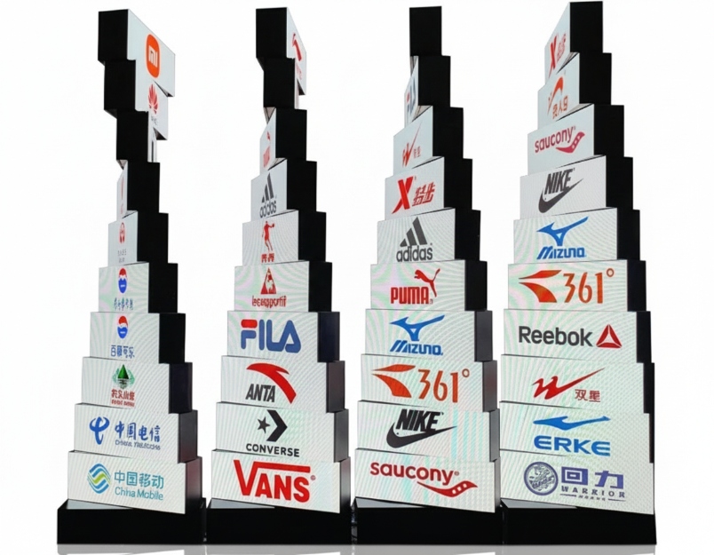 Easy front-access maintenance for rotating LED screen modules