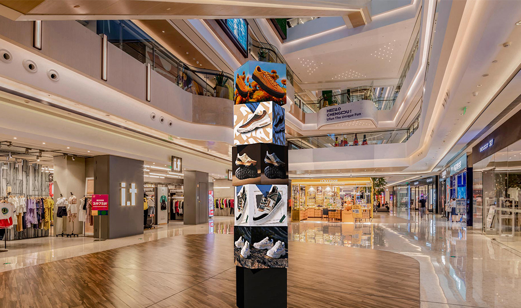 Innovative 5-layer kinetic LED display with customizable tiers and sizes