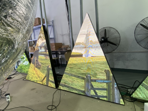 Triangle LED screen for stage