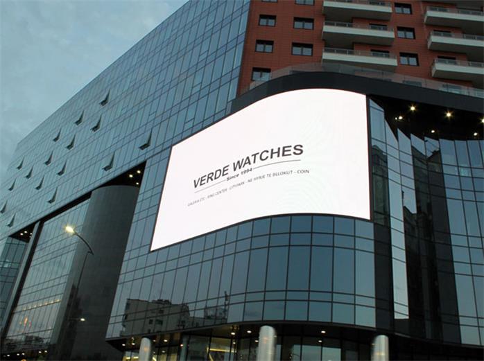 High brightness 10000 nits outdoor digital signage under direct sunlight