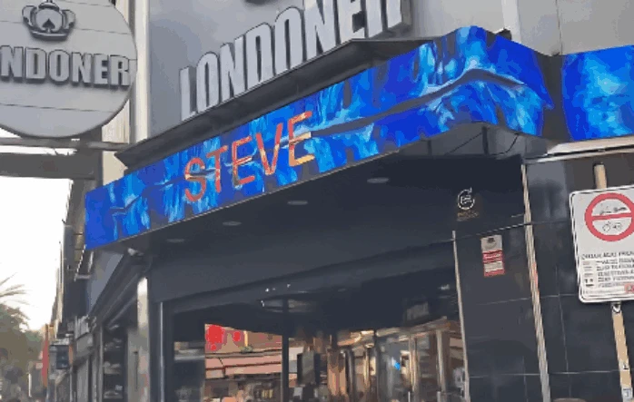 DOOH (Digital Out Of Home) Advertising Outdoor LED Digital Signage